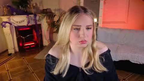 jes_solar online show from October 29, 2025, 10:22 pm