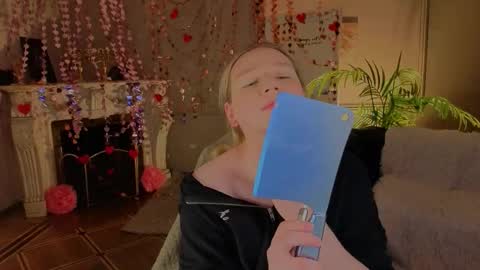 jes_solar online show from February 17, 2026, 10:05 pm