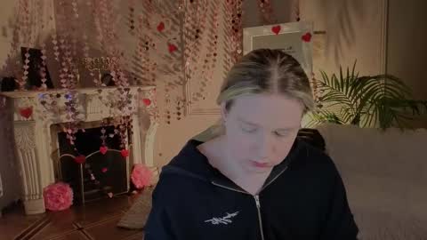 jes_solar online show from February 20, 2026, 10:10 pm