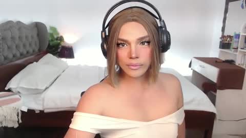 jesie_hot69 online show from February 20, 2025, 2:24 pm