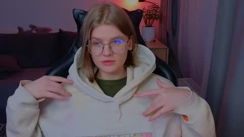 Snapshot of jess0e9 chatting on February 6, 2026, 3:15 pm JessieVibes online show from February 6, 2026, 3:15 pm