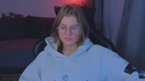 Snapshot of jess0e9 chatting on February 10, 2026, 2:54 pm JessieVibes online show from February 10, 2026, 2:54 pm