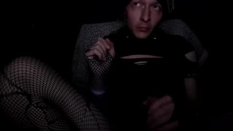 Jess Demoness online show from June 5, 2026, 6:42 am