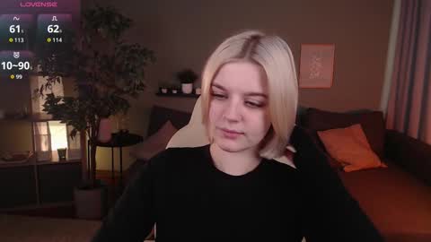 Jess online show from October 21, 2025, 7:53 am