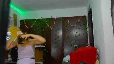 Jessica online show from January 6, 2026, 8:45 pm