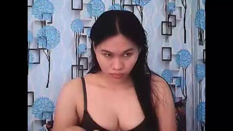 jessa_21 online show from December 1, 2025, 11:43 pm