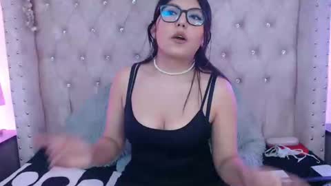 Jessica  online show from November 4, 2025, 6:18 pm