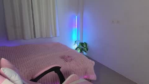 Jessy online show from March 28, 2026, 2:22 am