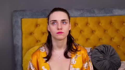 Jessica White online show from January 8, 2026, 5:10 am