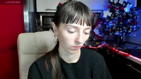 jessicaforris online show from December 5, 2024, 7:38 am