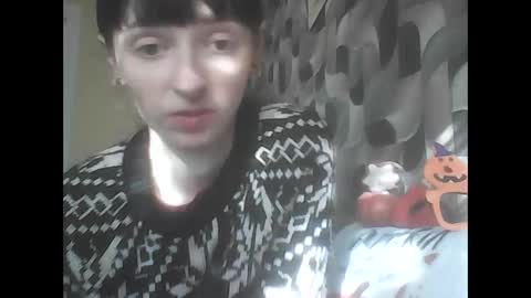 jessicaforris online show from October 31, 2025, 8:26 am