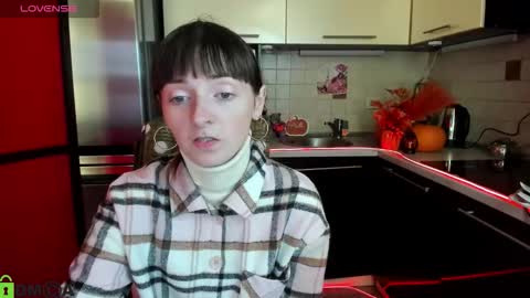 jessicaforris online show from November 19, 2025, 8:03 am