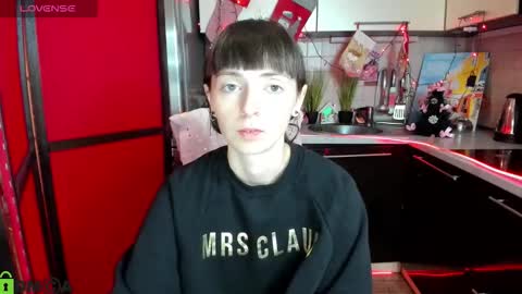 jessicaforris online show from December 15, 2025, 7:56 am