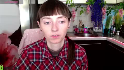 jessicaforris online show from March 18, 2026, 8:17 am