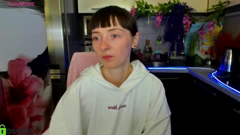 jessicaforris online show from April 6, 2026, 7:20 am