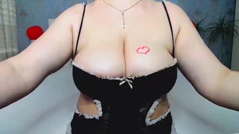 single mommy online show from March 6, 2025, 3:35 pm