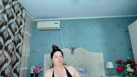 single mommy online show from May 19, 2026, 3:57 am