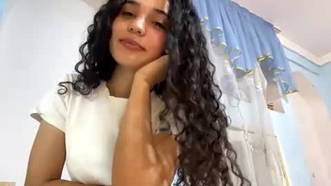 Snapshot of jessicaroad chatting on July 2, 2026, 7:25 am Elly online show from July 2, 2026, 7:25 am