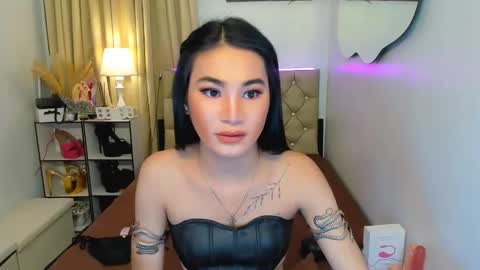 Snapshot of jessie_empress chatting on March 12, 2025, 9:35 pm Your naughty Jessie online show from March 12, 2025, 9:35 pm