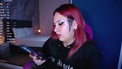 Snapshot of jessie_williams_01 chatting on December 18, 2024, 9:14 am Your Sweet Angel online show from December 18, 2024, 9:14 am