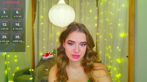 Snapshot of jessiestarz chatting on December 11, 2024, 2:33 pm Jessi online show from December 11, 2024, 2:33 pm