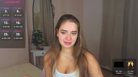 Snapshot of jessiestarz chatting on December 17, 2024, 2:22 pm Jessi online show from December 17, 2024, 2:22 pm