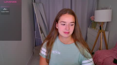 Snapshot of jessiestarz chatting on April 29, 2026, 1:48 pm Jessi online show from April 29, 2026, 1:48 pm