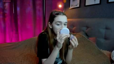 Jessie online show from November 18, 2025, 9:14 am