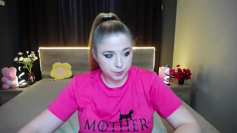 Jess online show from November 18, 2025, 7:35 am