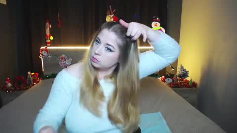 Jess online show from December 17, 2025, 7:47 am