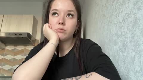 Emily online show from May 2, 2026, 12:54 pm