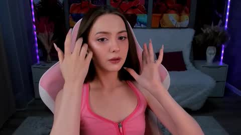 JesssWalker online show from February 4, 2026, 12:44 pm