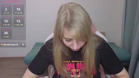 Snapshot of jessy_comely chatting on November 13, 2025, 4:50 pm Jessy online show from November 13, 2025, 4:50 pm