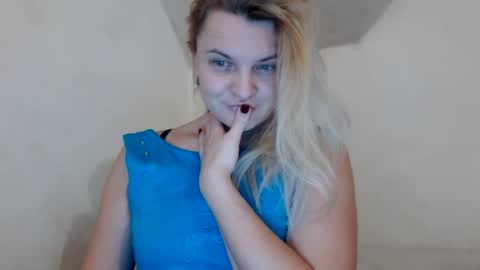jessyangels online show from February 4, 2026, 9:42 pm