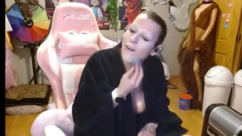 Snapshot of jessyboi0504 chatting on February 1, 2025, 11:10 am seductress Cyber Succubus online show from February 1, 2025, 11:10 am