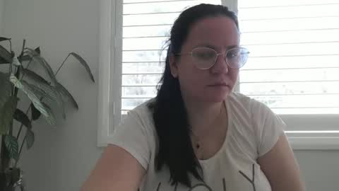 OnlyJessy online show from May 27, 2026, 3:03 am