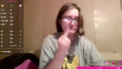 Bye everyone i cant see any reason to stay here wish u luck online show from September 24, 2025, 6:44 pm