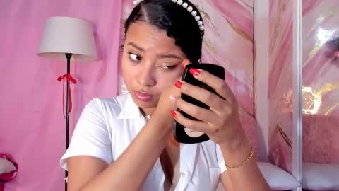 Jessy online show from November 9, 2025, 3:54 pm