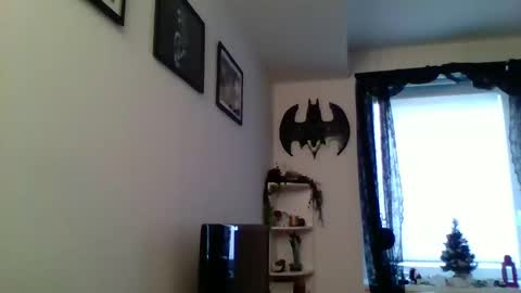 jestersquid89 online show from December 1, 2025, 7:46 am