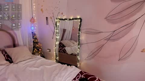 Jessica online show from December 12, 2024, 4:04 am