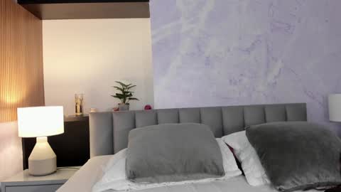 Jessica online show from December 15, 2024, 5:56 am