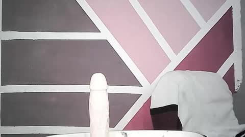 Ale online show from September 13, 2025, 7:52 am