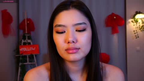 Hi all. My name is Naomi and Im glad to see you in my room  online show from January 7, 2025, 4:05 pm