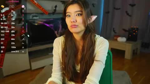 Hi all. My name is Naomi and Im glad to see you in my room  online show from October 31, 2025, 3:18 am