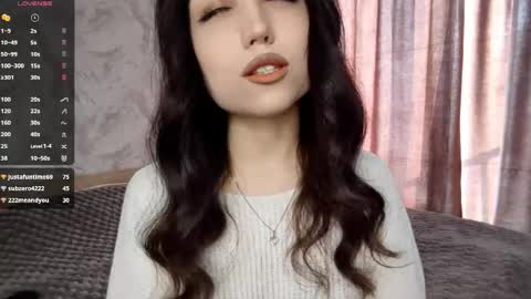 Snapshot of jettanicolay chatting on April 23, 2026, 12:29 pm I am Gina ntmu Lets hit 10 Thumbs Up together online show from April 23, 2026, 12:29 pm