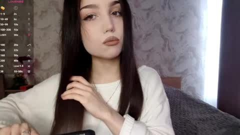 Snapshot of jettanicolay chatting on April 29, 2026, 7:56 am I am Gina ntmu Lets hit 10 Thumbs Up together online show from April 29, 2026, 7:56 am