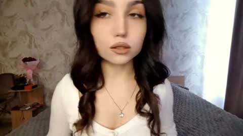 Snapshot of jettanicolay chatting on May 2, 2026, 6:29 am I am Gina ntmu Lets hit 10 Thumbs Up together online show from May 2, 2026, 6:29 am