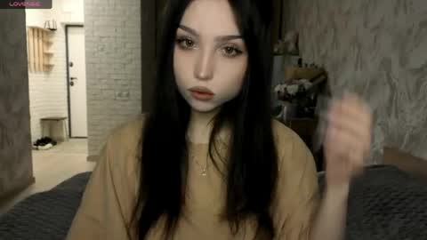 Snapshot of jettanicolay chatting on May 22, 2026, 3:13 am I am Gina ntmu Lets hit 10 Thumbs Up together online show from May 22, 2026, 3:13 am