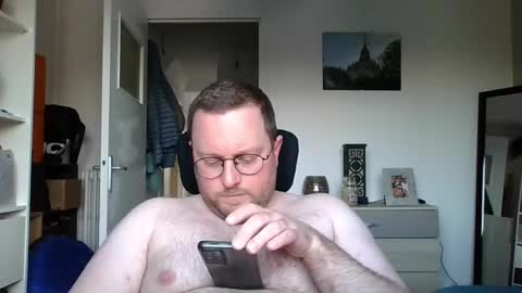 Snapshot of jeuneloup92 chatting on March 3, 2025, 5:29 pm jeuneloup92 online show from March 3, 2025, 5:29 pm