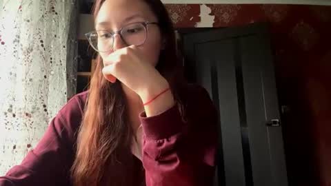 Mia online show from June 22, 2026, 7:27 am